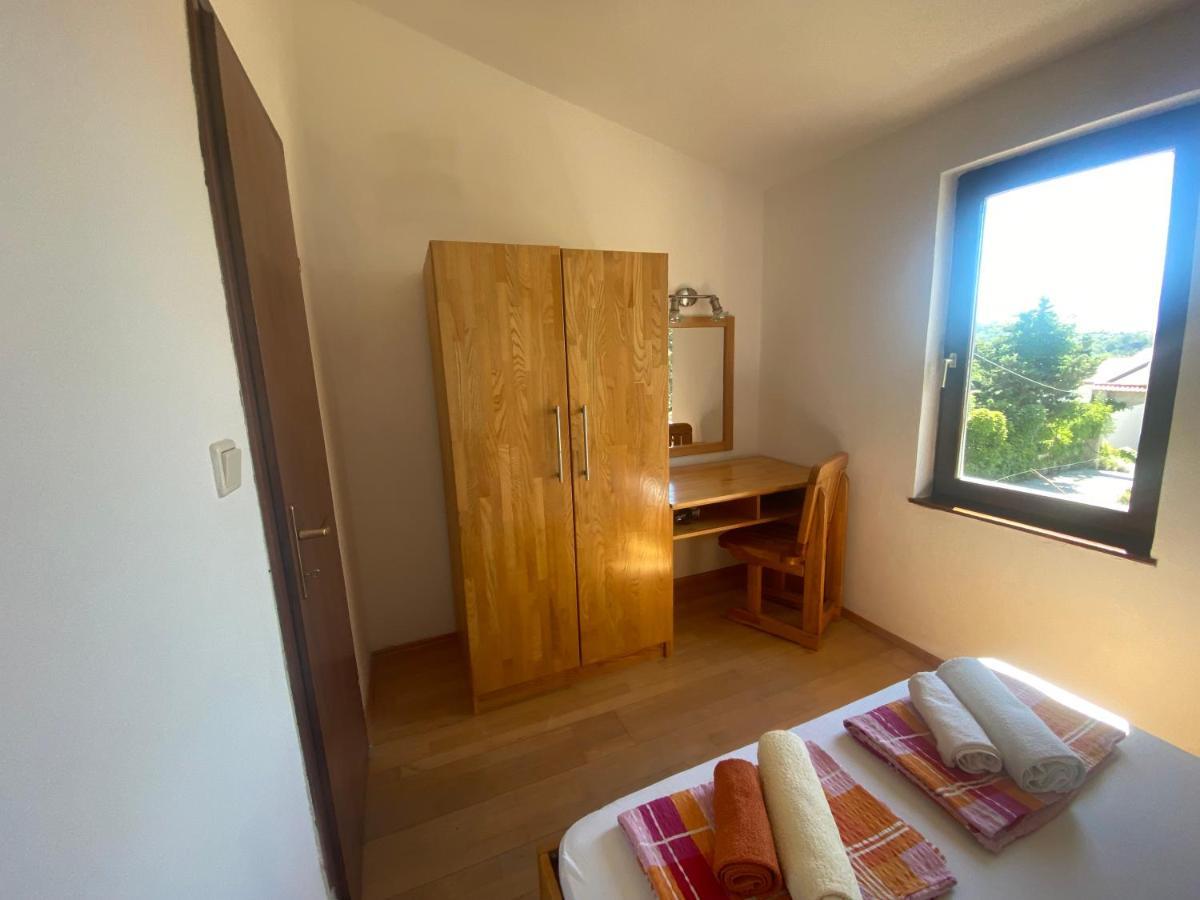 Apartmani Sunset Lopar Exteriör bild